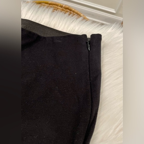 Ann Taylor | Side Zip Leggings| Size 4 - Picture 2 of 8